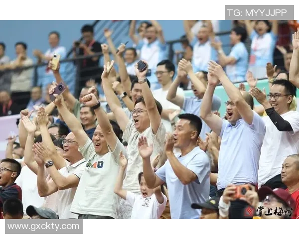 全场欢呼瞬间足球明星精彩表现视频集锦尽享激情与荣耀