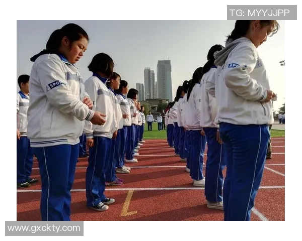 北京足球队的成长之路:从青涩起步到辉煌成就的纪实故事