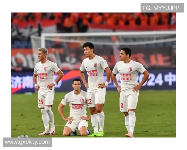 中超足球直播视频回放精彩瞬间回顾与分析助你重温比赛激情 中超足球直播视频回放精彩瞬间回顾与分析助你重温比赛激情