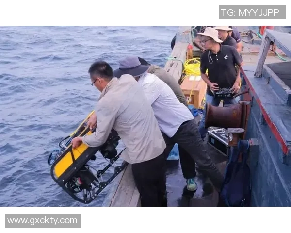 河水足球的魅力与挑战:探讨水上运动的新风潮与未来发展潜力 河水足球的魅力与挑战:探讨水上运动的新风潮与未来发展潜力